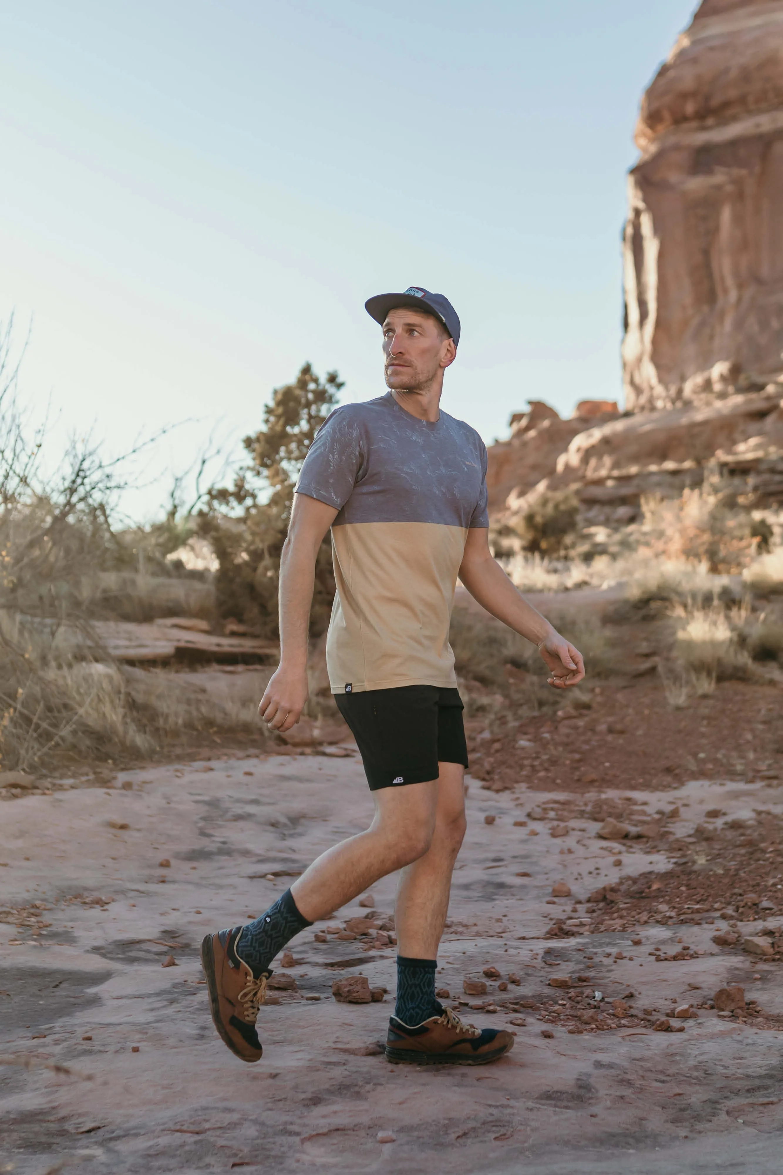 2-Pack Bundle: Men's Graphic Traverse Tek Tees (Size XXL)